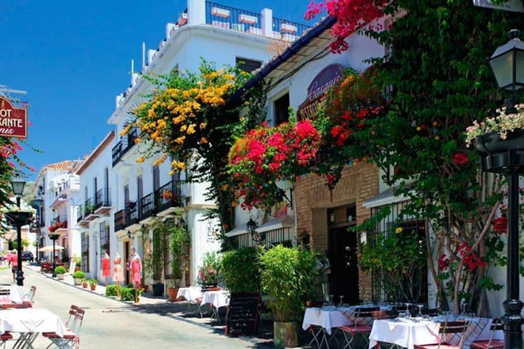 Bonito Apt. En Casco Historico Marbella Exterior photo
